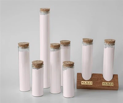 Aktivert blekeleire av grått